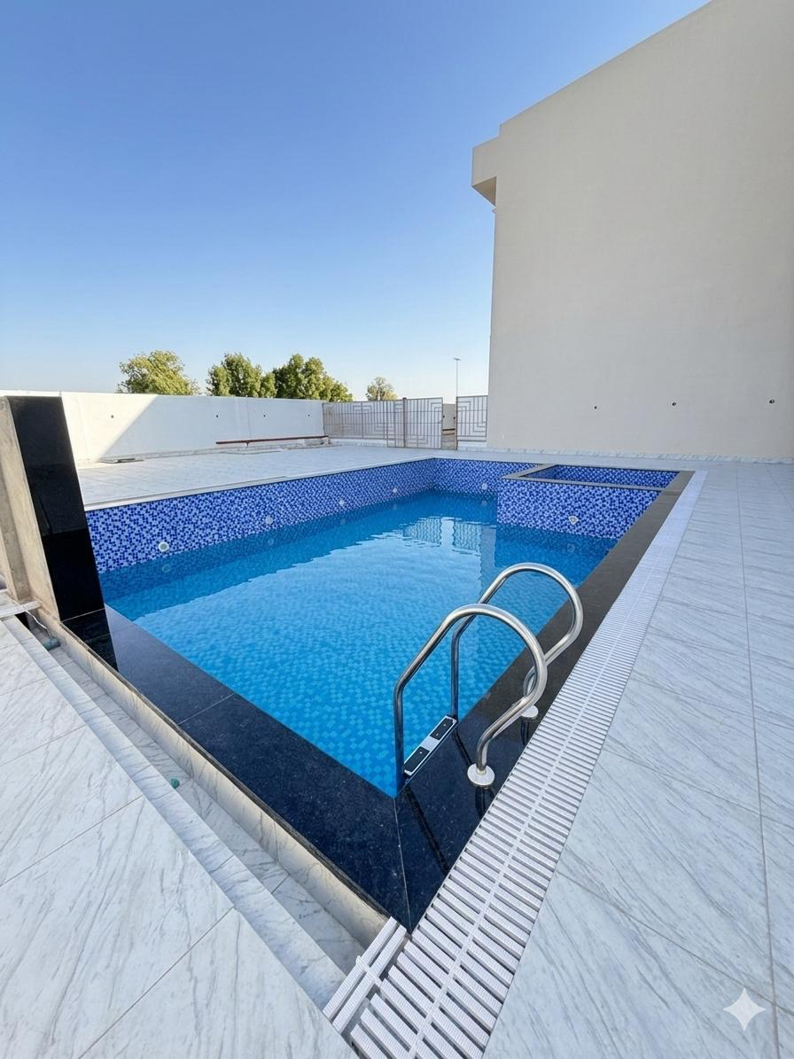 Swimming Pool at Rajmahal Suratgarh